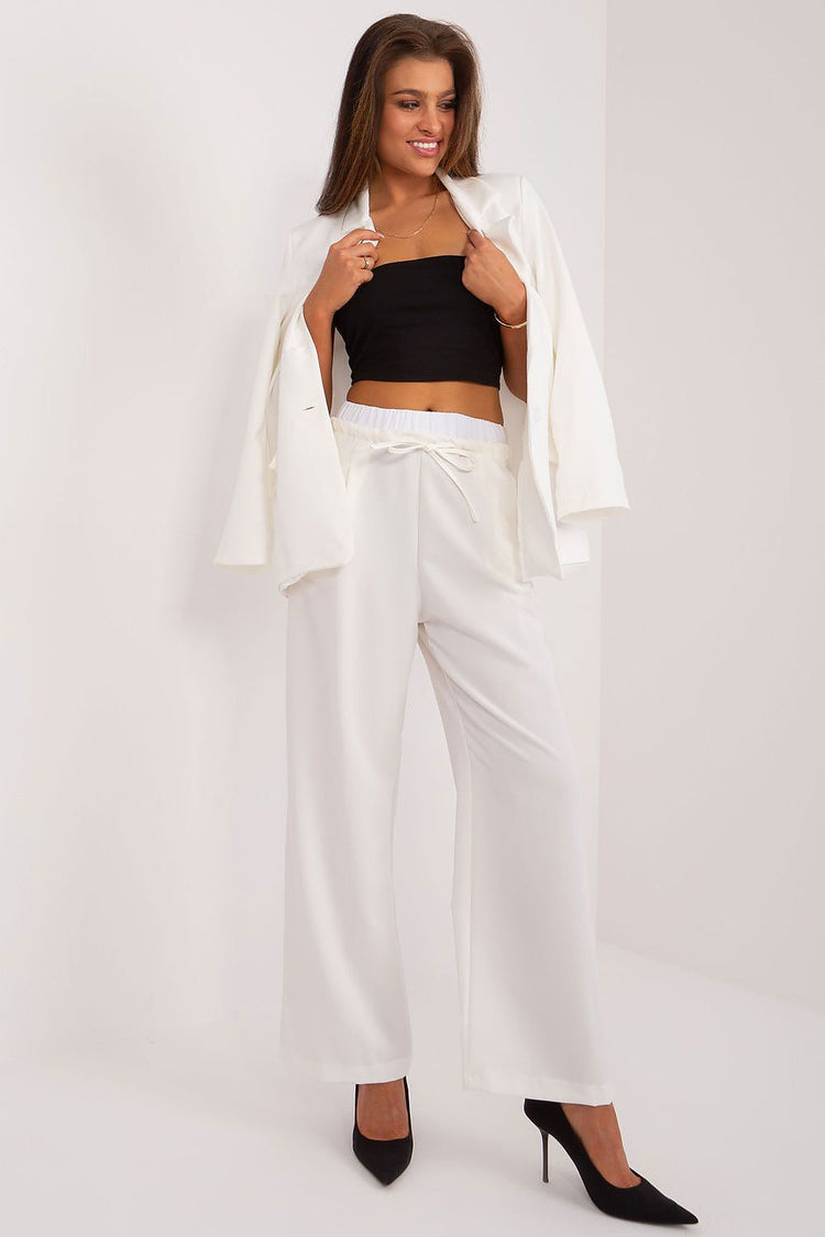  Pantaloni de damă model 196171 Italy Moda 